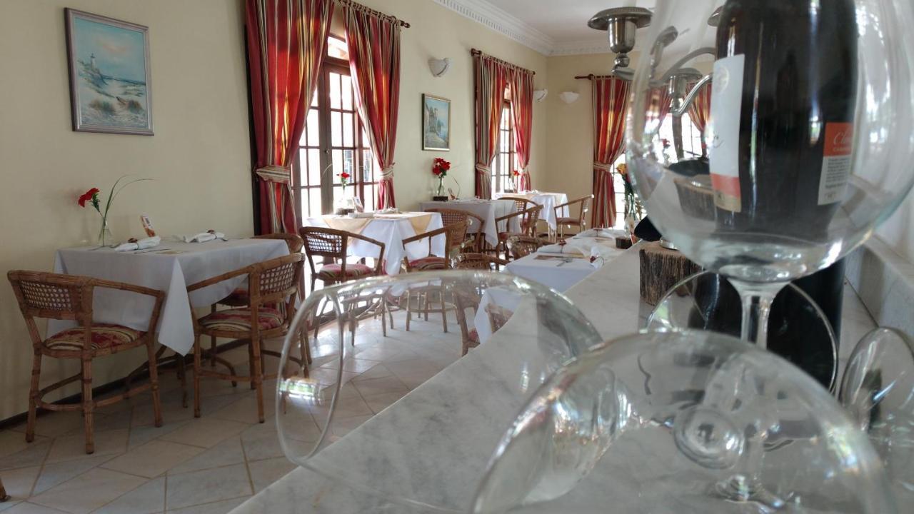 Hotel Velha Corte São José dos Pinhais Exteriör bild
